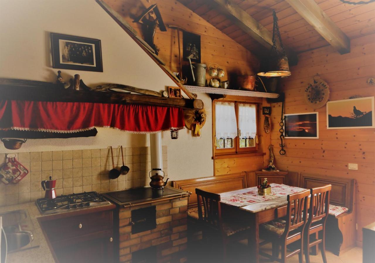 Baita Tana Da L'Ors Forgaria nel Friuli ภายนอก รูปภาพ