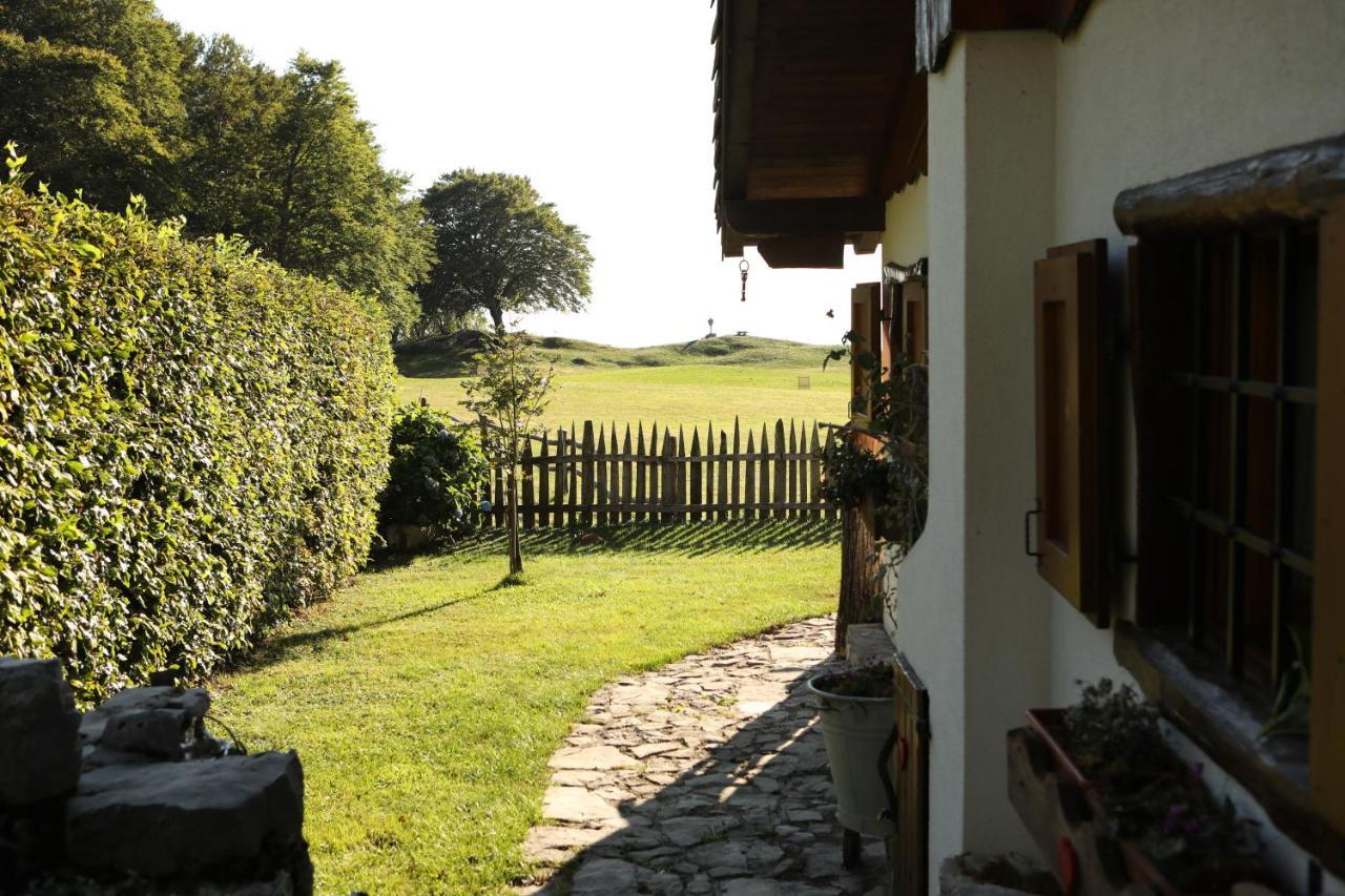 Baita Tana Da L'Ors Forgaria nel Friuli ภายนอก รูปภาพ