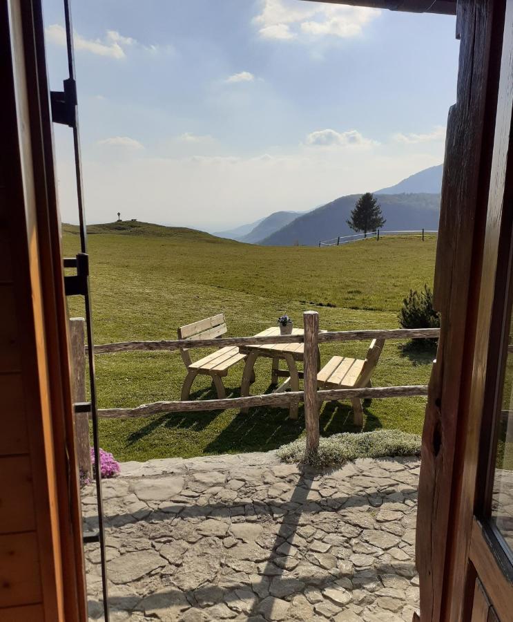 Baita Tana Da L'Ors Forgaria nel Friuli ภายนอก รูปภาพ